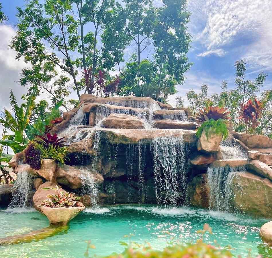 Lara'S Home Suites กาปีตอลิโอ ภายนอก รูปภาพ